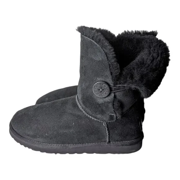 UGG Bailey Button 'Black' Winter Boot Size 9